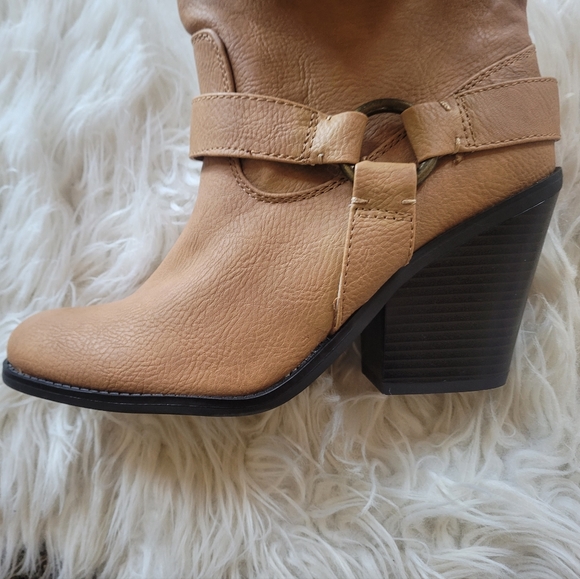 NEW JustFab Knee Boots. PRICE FIRM - Picture 4 of 5